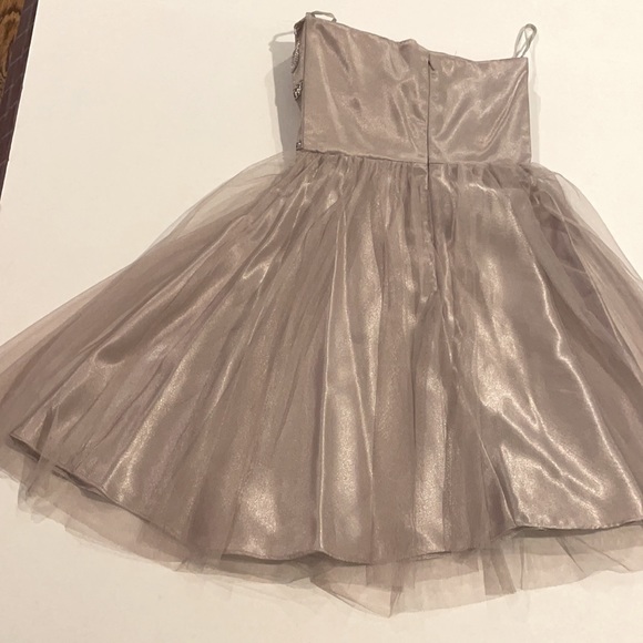 Jump Apparel evening strapless dress.(Junior Prom wear) - Picture 8 of 8